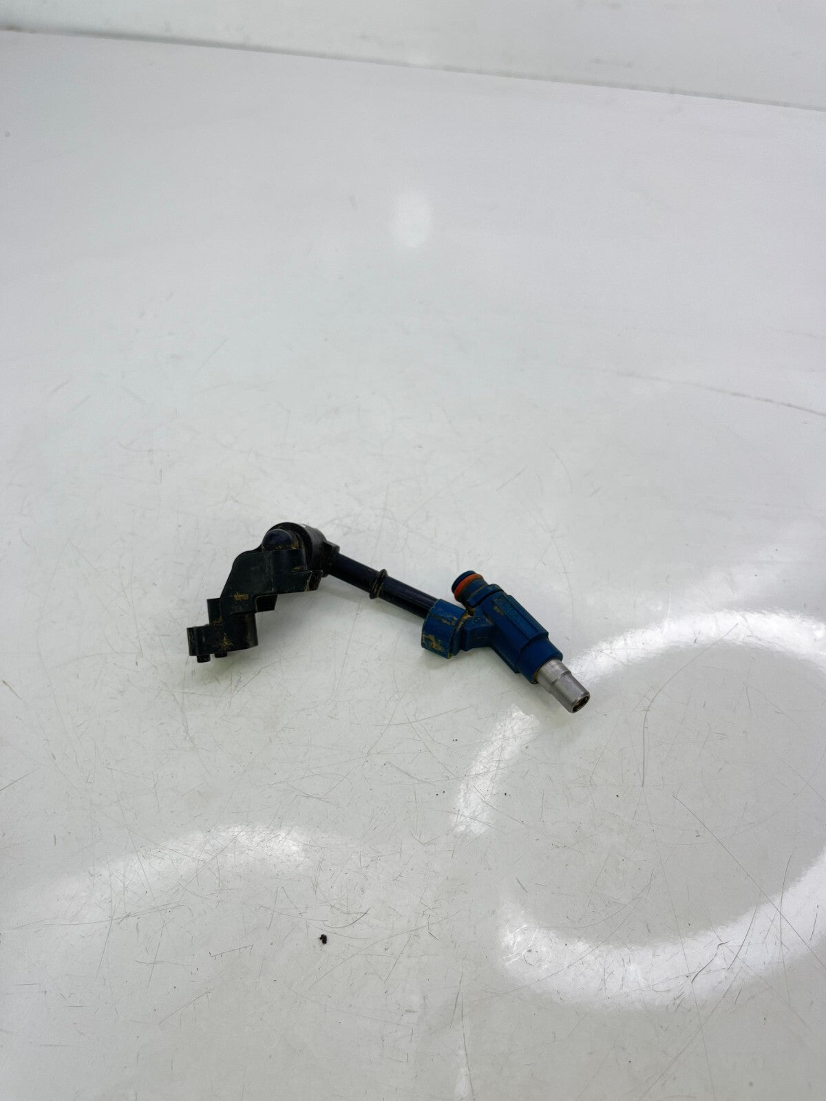 2009-2011 Kawasaki KX450 Fuel Injctor and Pickup OEM #1